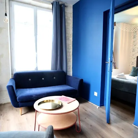 La Bonbonniere, Bleue Ou Rose * Caen