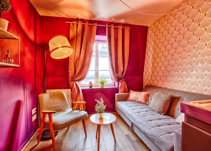 La Bonbonniere, Bleue Ou Rose * Caen